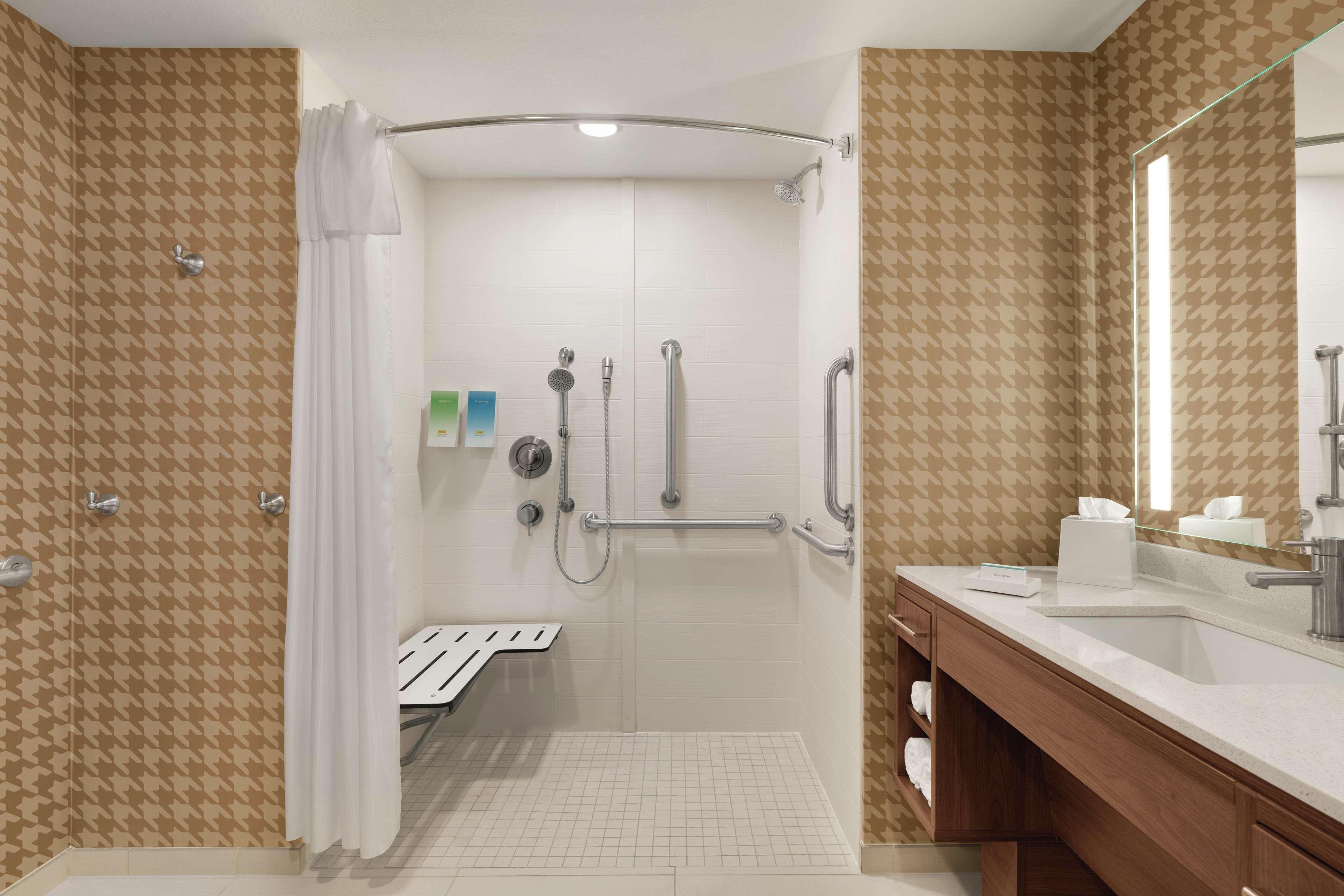 Home2 Suites By Hilton Lancaster Rohrerstown Екстер'єр фото