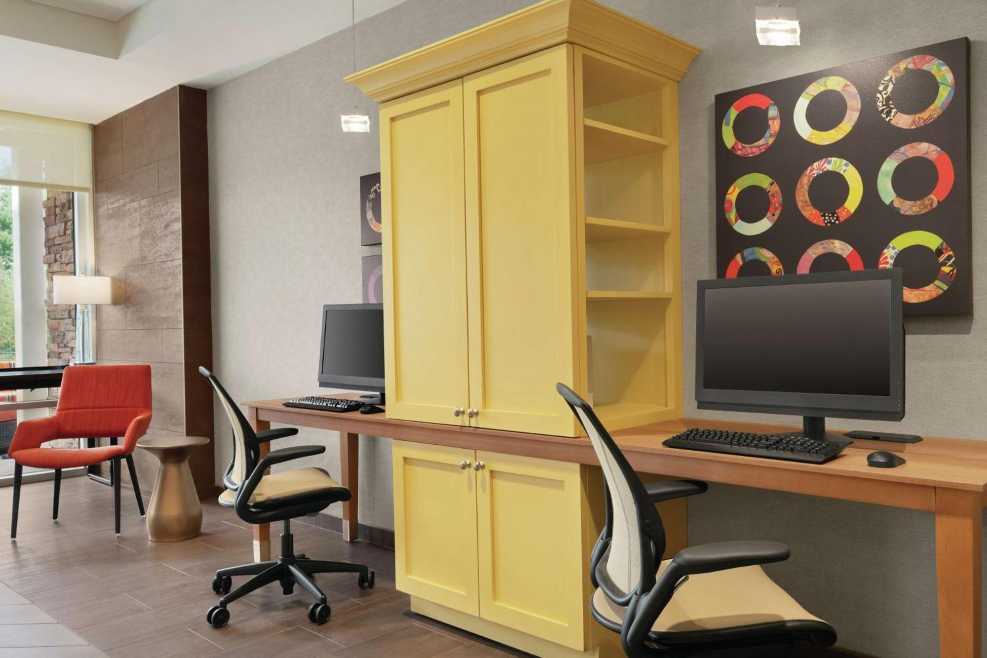 Home2 Suites By Hilton Lancaster Rohrerstown Екстер'єр фото