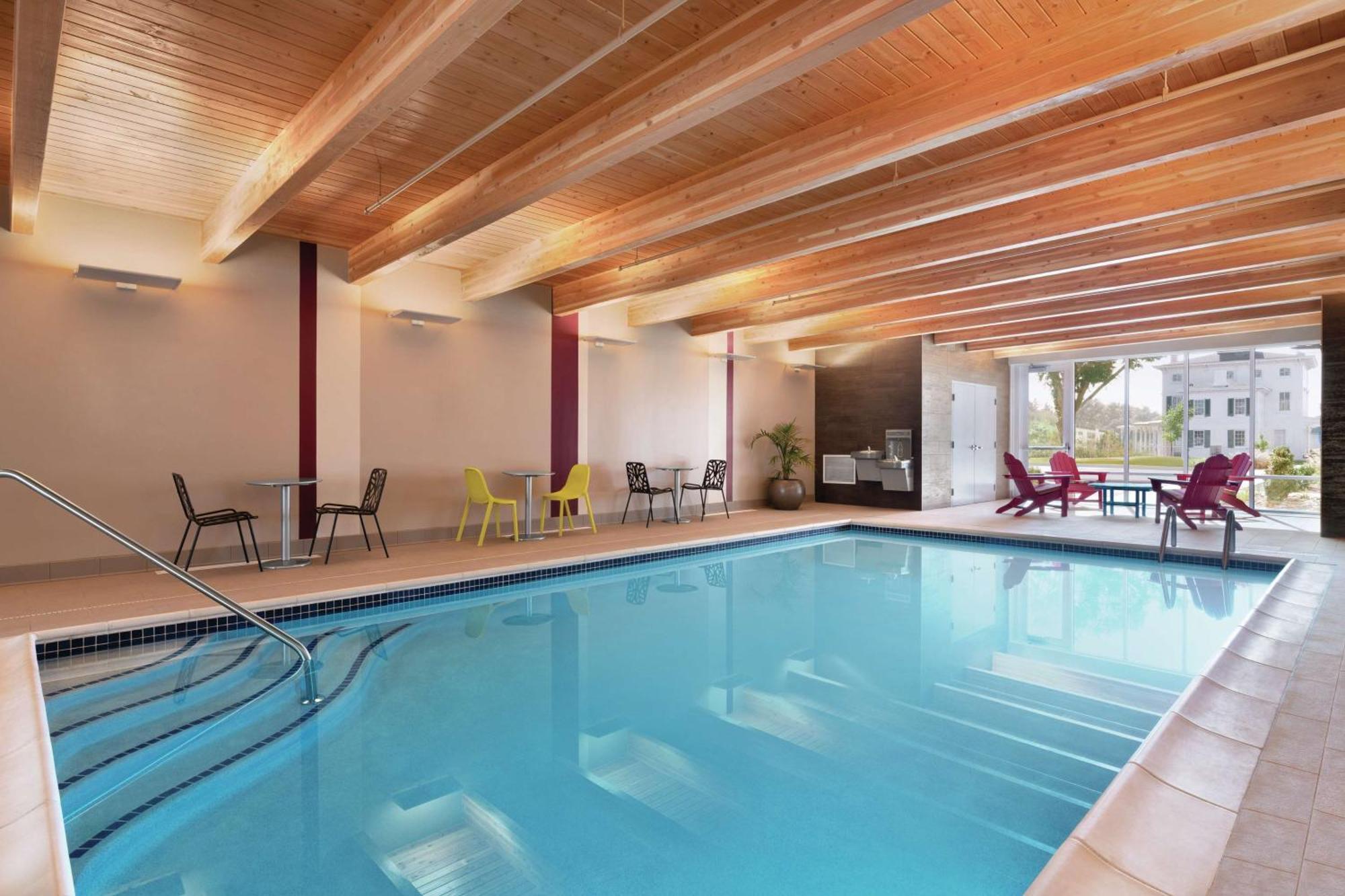 Home2 Suites By Hilton Lancaster Rohrerstown Екстер'єр фото